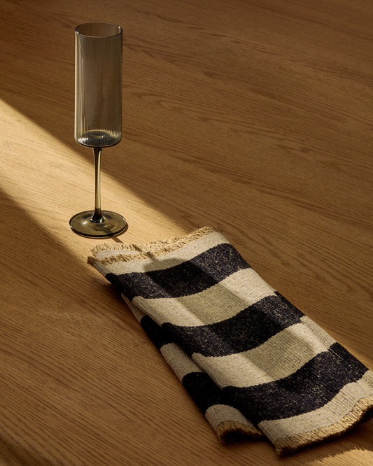 Čaša za penušavo vino Eluria od zelenoj stakla 24,5 cl