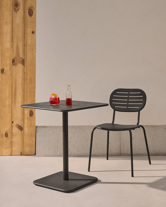 Brai outdoor table in dark gray galvanized steel 70 x 70 cm