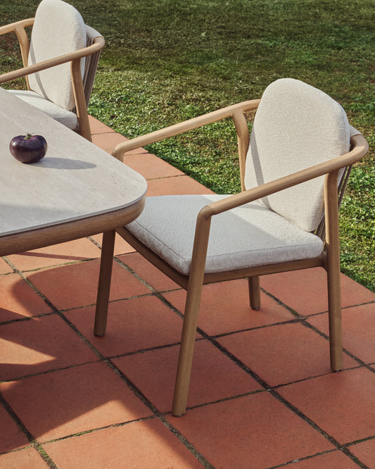 Sirte stackable outdoor chair made of aluminum with wood and rope effect finish in crudo color