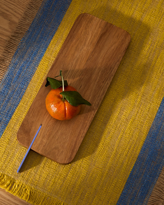 Zairin serving board made of FSC 100% acacia wood and lilac metal