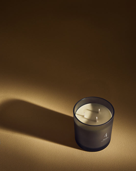 400g Cozi Cashmere scented candle