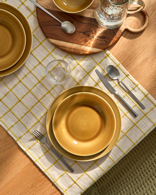 Adesta table runner in 100% cotton ecru with yellow checks 50 x 150 cm