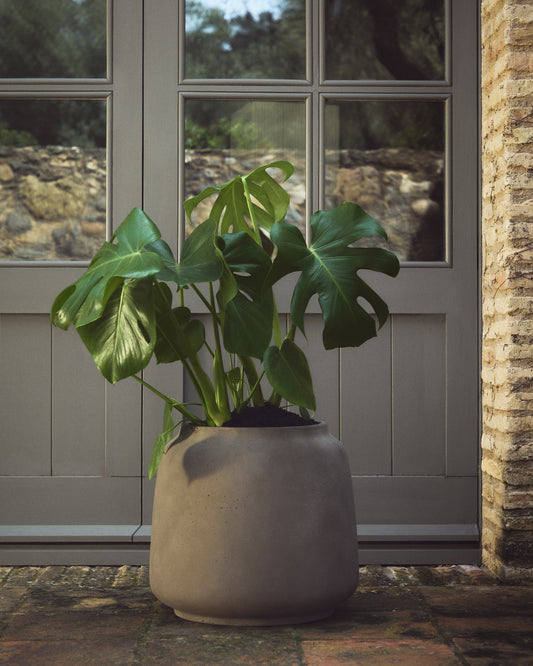 Lyra planter with terracotta effect Ø40cm