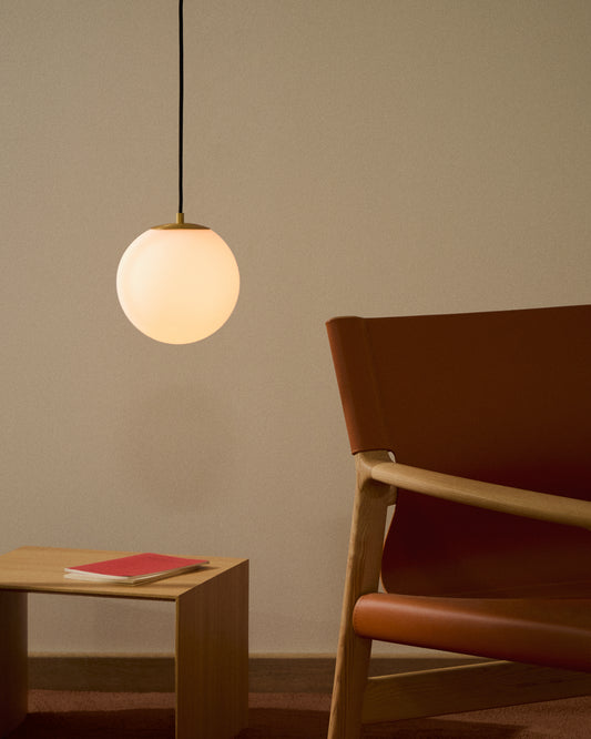 Brisia metal ceiling lamp with brushed brass finish and 1 matte glass ball Ø15cm