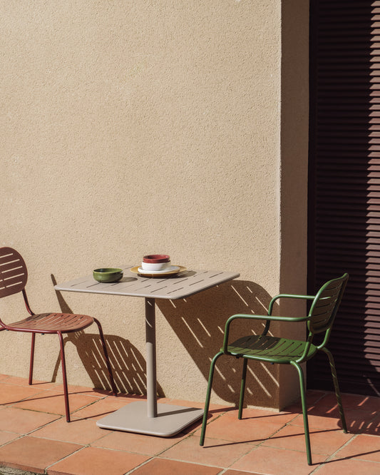 Brai baštenski sto od pocinkovanog čelika boje taupe 70 x 70 cm