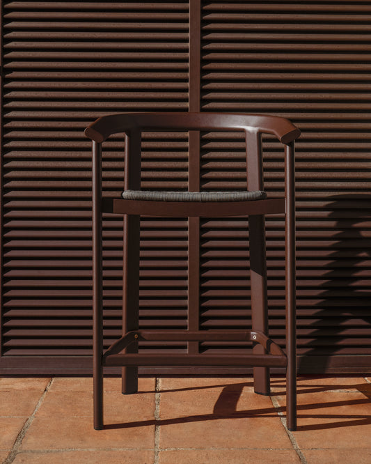 Erice bar stool made of aluminum and braided ropes in brown color, 75 cm