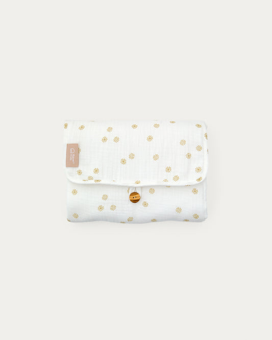 Olna travel changing mat in 100% cotton with a sun print 