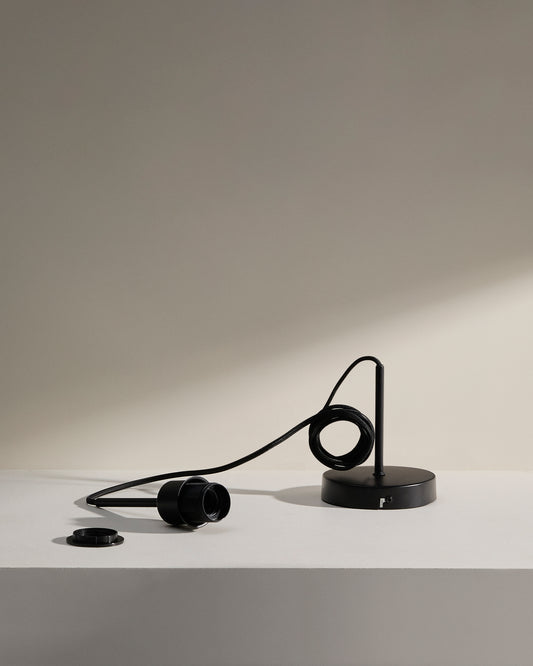 Fluvia metalni okovi za svetiljke bele boje, 250 cm