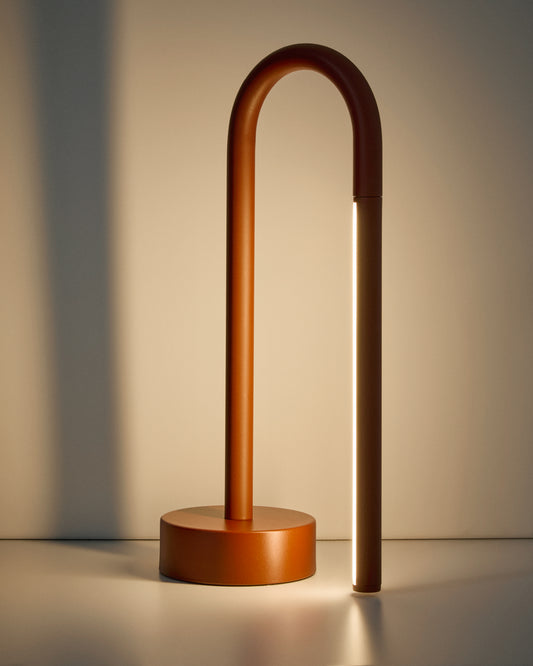 Bow red aluminum portable table lamp