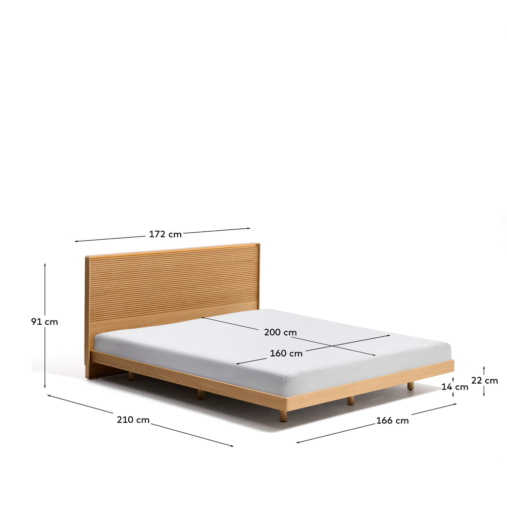 Krevet Norlen od furnira hrasta u prirodnoj nijansi sa LED svetlom za dušek 160 x 200 cm FSC Mix Credit