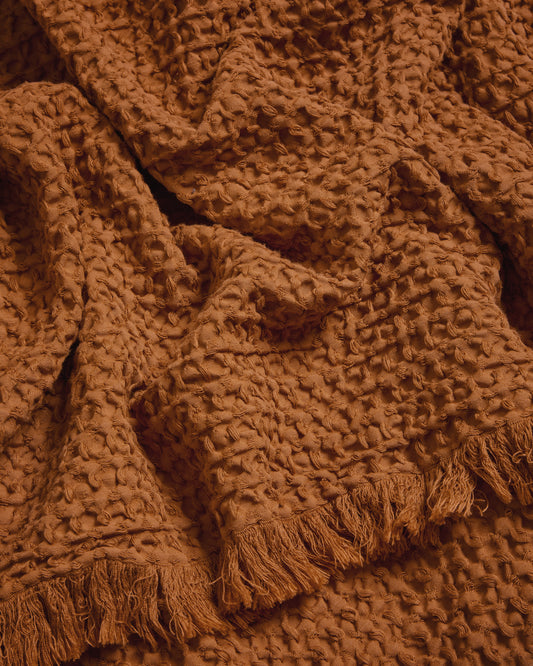 Nulina 100% cotton waffle blanket in dark orange 130 x 170 cm